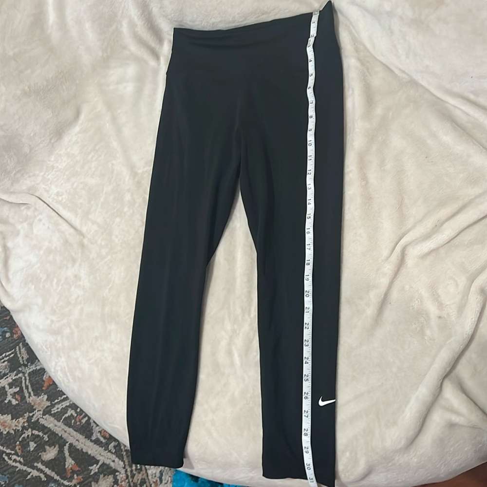 Nike Black Dry-Fit Leggings